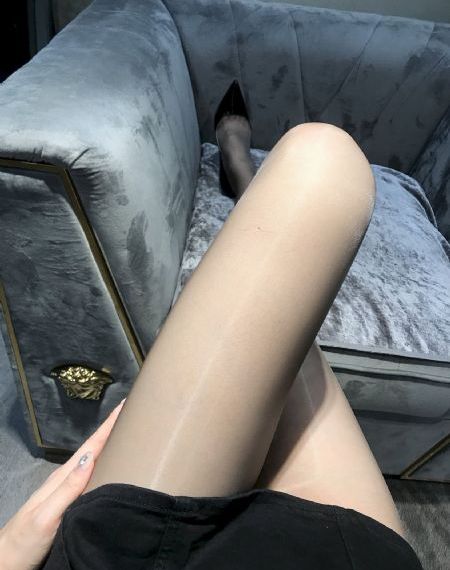金秘书为何那样
